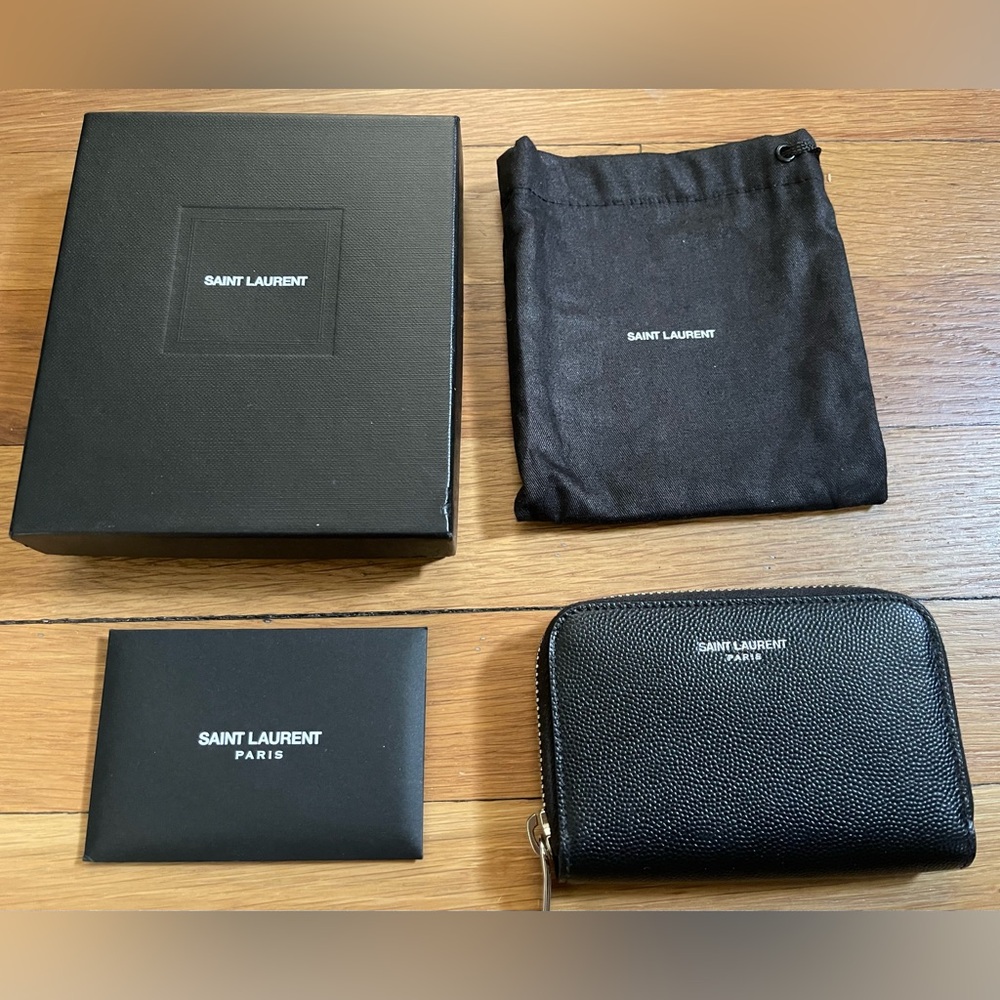 Like New. Authentic Saint Laurent black zippered card holder